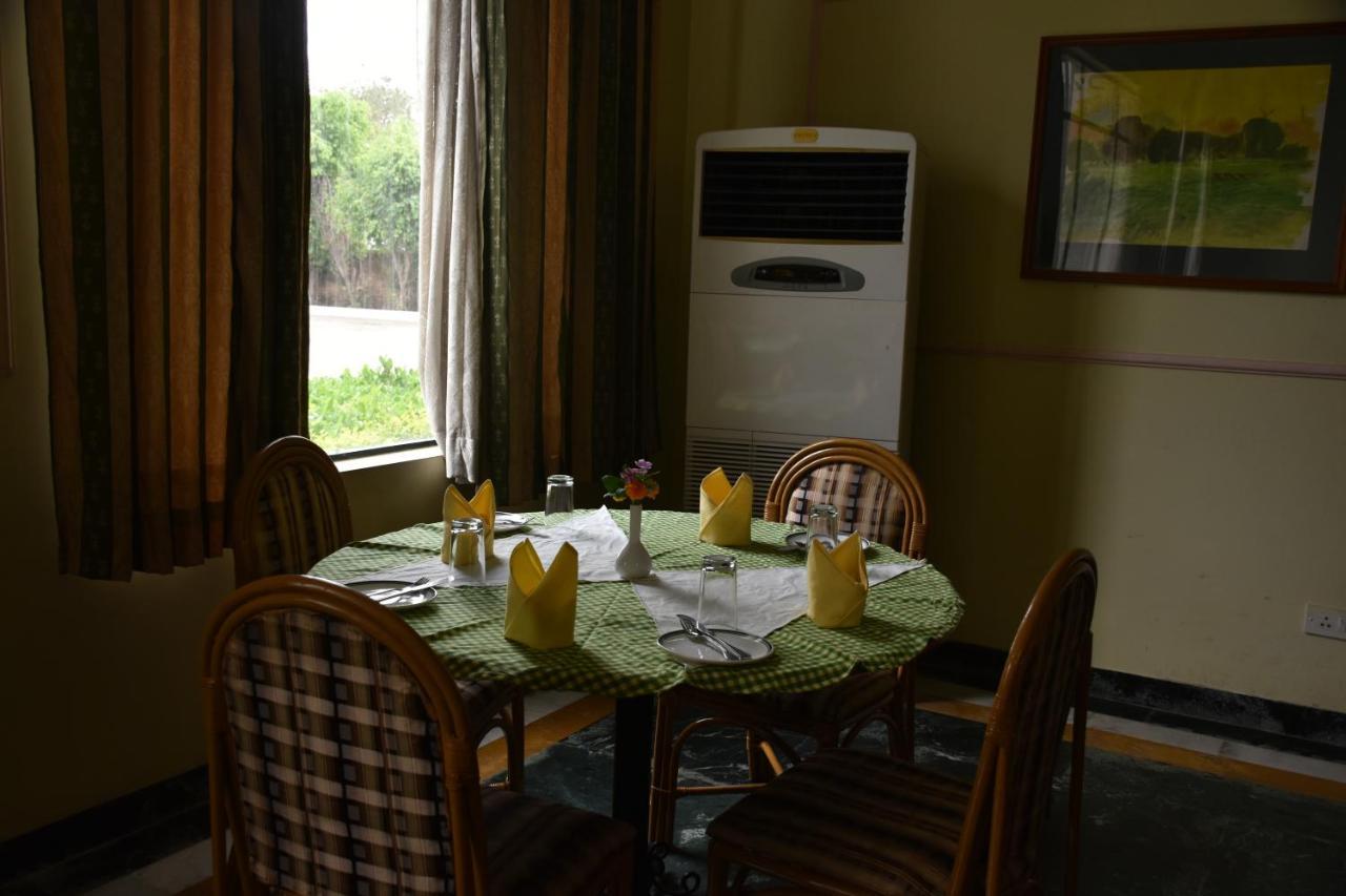 קג'ורהו Greenwood Hotel מראה חיצוני תמונה