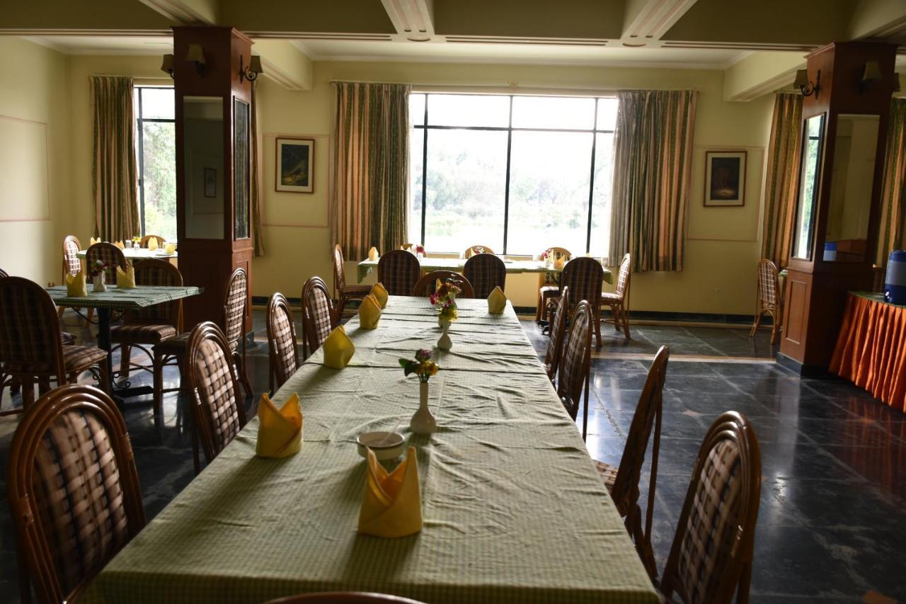 קג'ורהו Greenwood Hotel מראה חיצוני תמונה